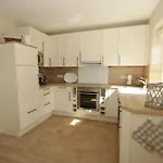 Haus Sanskiin 2 *