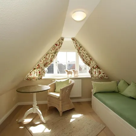 Haus Sanskiin 2 펜션