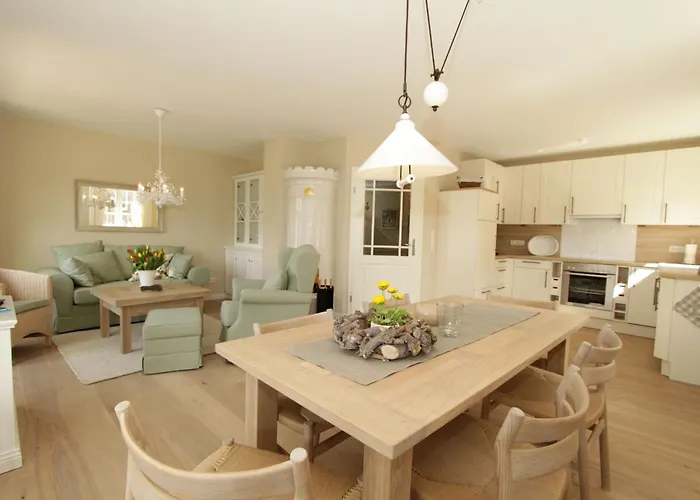 Holiday home Haus Sanskiin 2